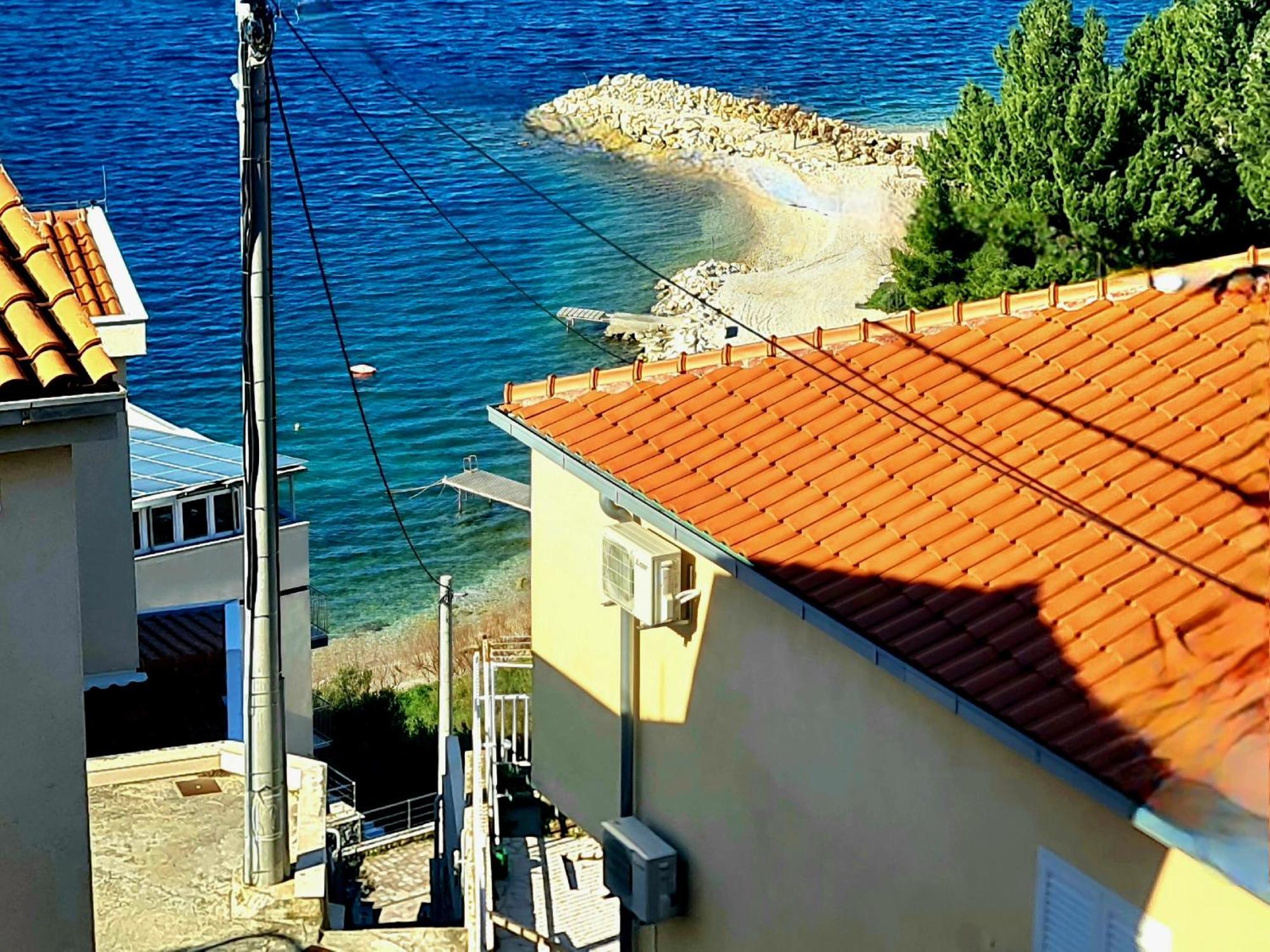 Villa Del Mar Omis Exterior photo